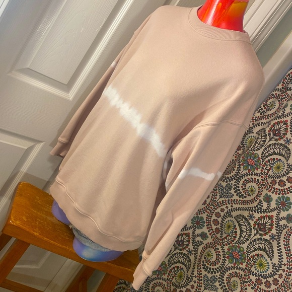 AMERICAN EAGLE Jegging Fit Ahh.Mazingly Soft Oversized Tie-Dye Sweatshirt - Picture 4 of 12